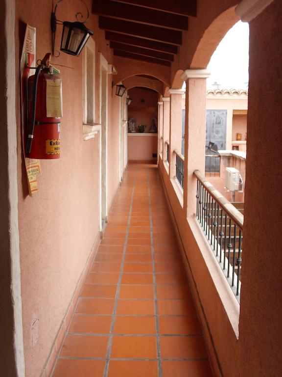Hostal Terrazas Del San Bernardo 萨尔塔 外观 照片