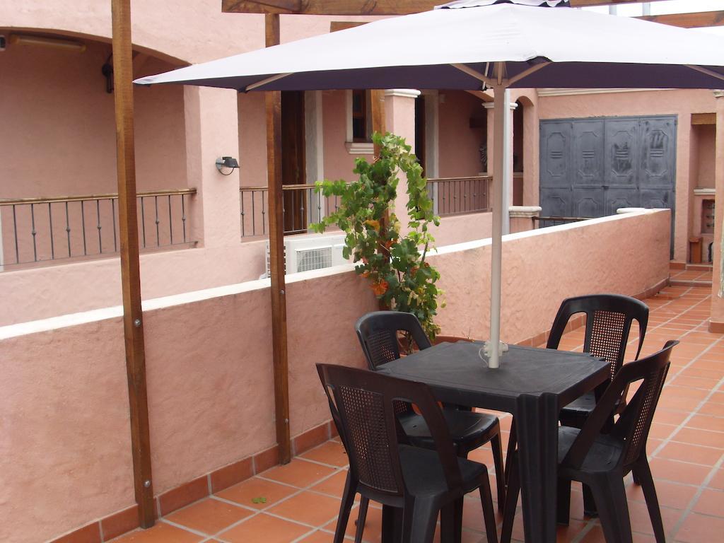 Hostal Terrazas Del San Bernardo 萨尔塔 外观 照片