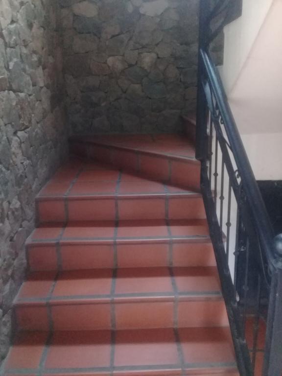 Hostal Terrazas Del San Bernardo 萨尔塔 外观 照片