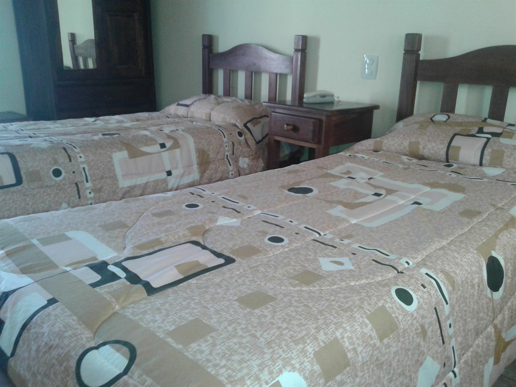 Hostal Terrazas Del San Bernardo 萨尔塔 外观 照片